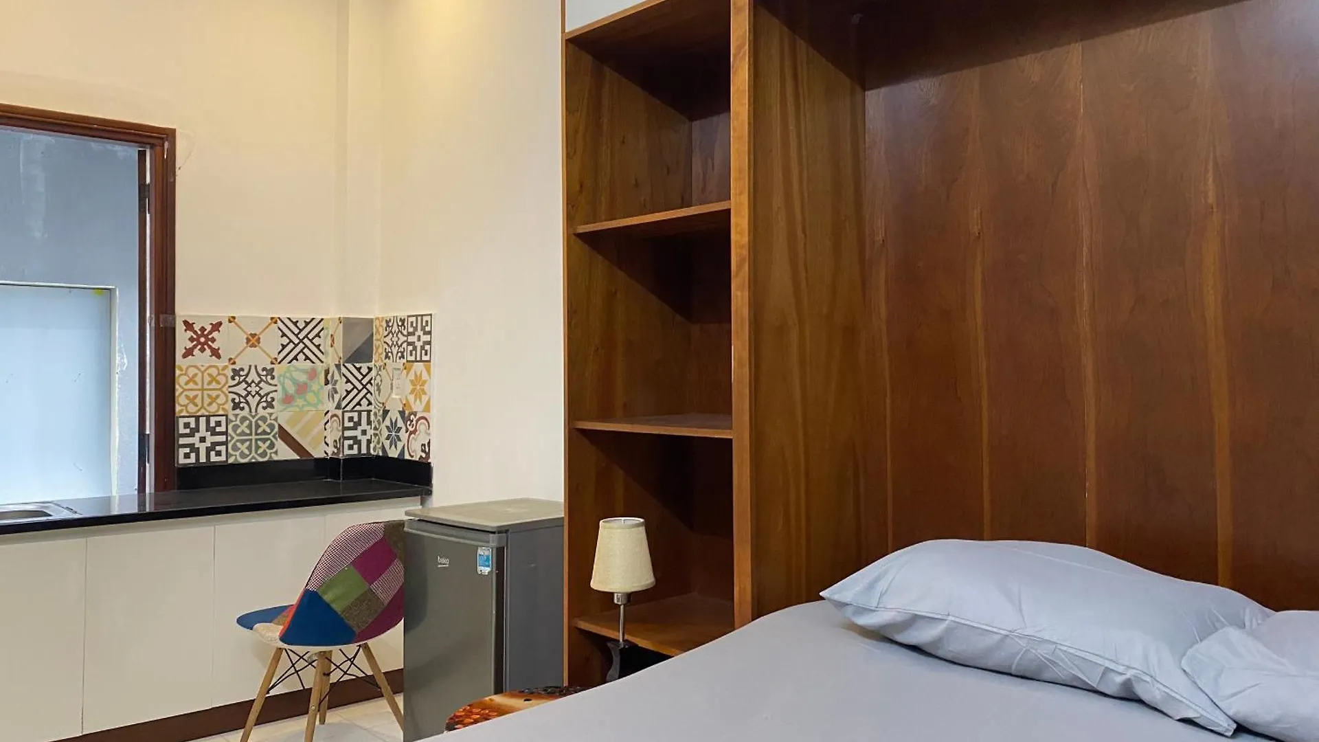Babel Beach House Da Nang 0*,